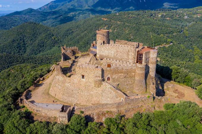 Imagen descriptiva de Medieval Castles, Gerona city & Authentic Catalonian Lunch